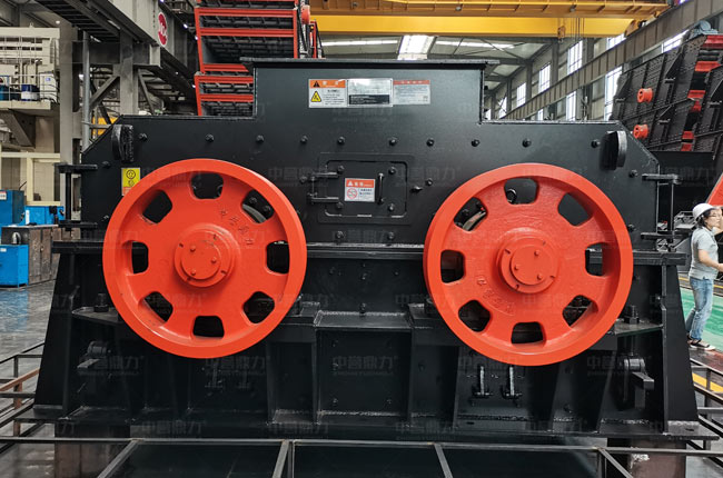 大型錘式制砂機圖片