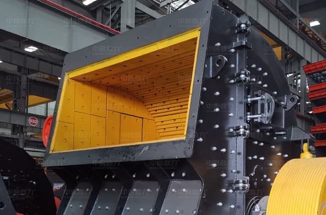 整形錘式破碎機內部結構