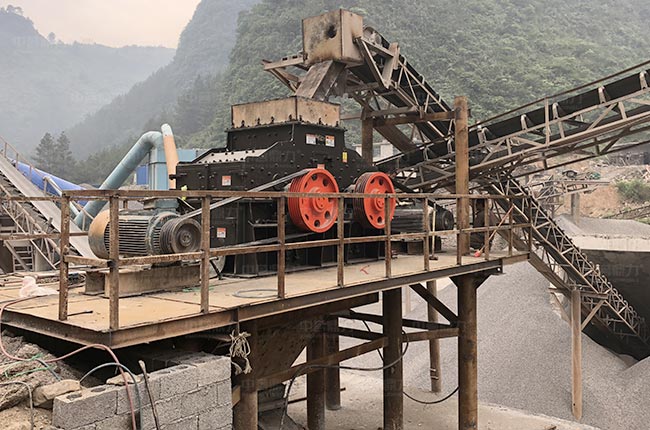 廣西1213雙轉子制砂機使用現場