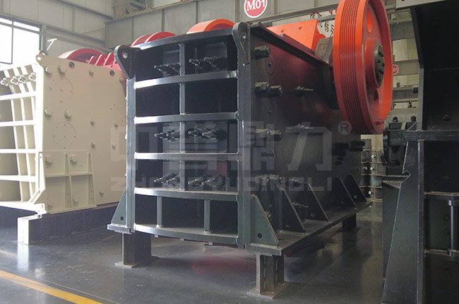 PE600×750破碎機(jī)