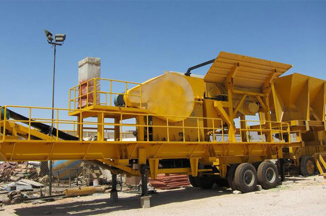 移動(dòng)式破碎機(jī) 移動(dòng)式破碎機(jī)