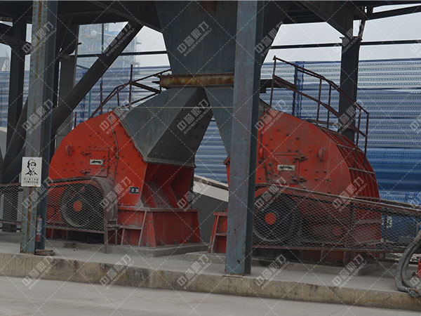 河南中譽(yù)鼎力碎石破碎機(jī) 河南中譽(yù)鼎力碎石破碎機(jī)