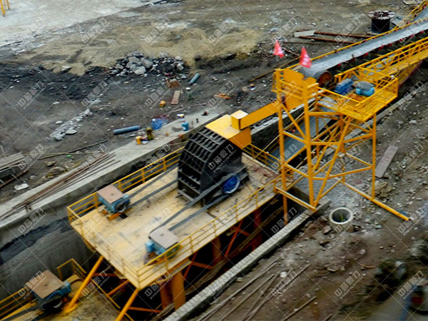 PCZ1512重型錘式破碎機