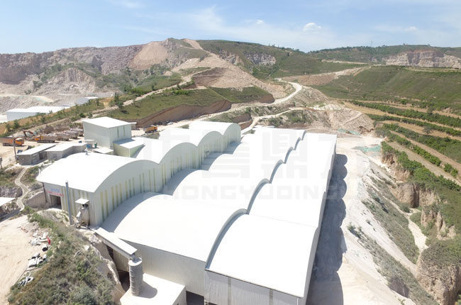 陜西銅川金梧桐礦業時產700噸破碎機生產線