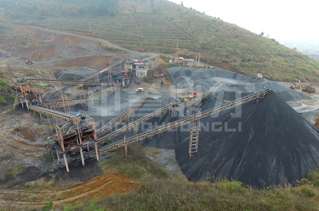 湖南邵陽日產5000噸碎石機生產線