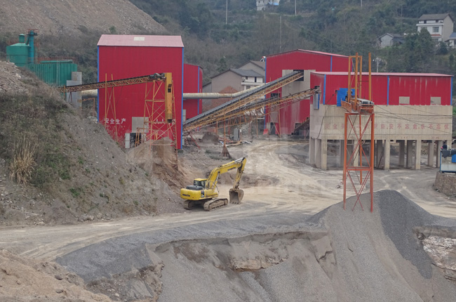 湖北宜都時(shí)產(chǎn)1200噸碎石生產(chǎn)線