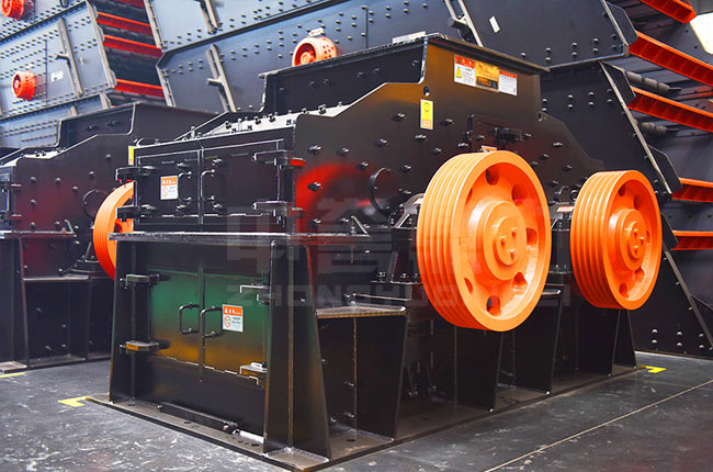 SZJ1315破碎機(jī)